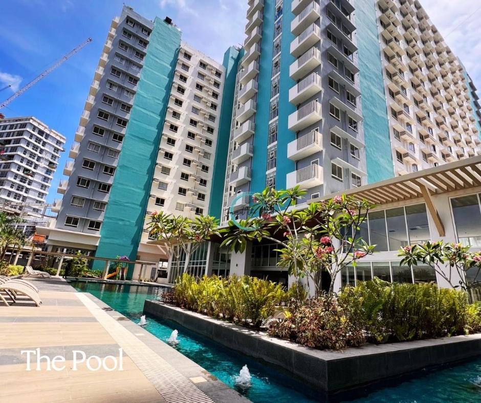 Lovely Studio Condominiums At Mesavirre Garden Residences บาโคลอด ภายนอก รูปภาพ