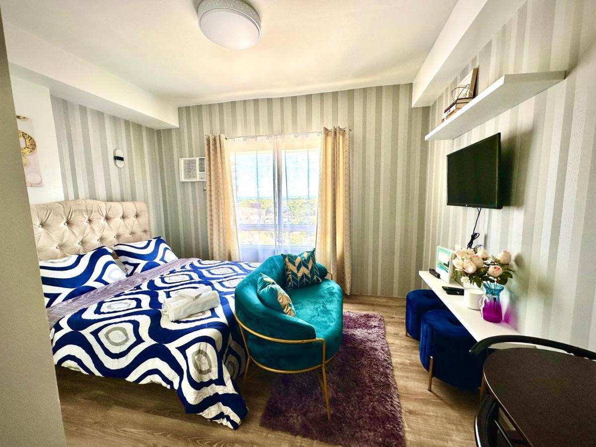 Lovely Studio Condominiums At Mesavirre Garden Residences บาโคลอด ภายนอก รูปภาพ