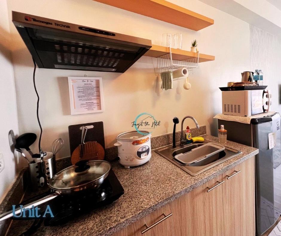 Lovely Studio Condominiums At Mesavirre Garden Residences บาโคลอด ภายนอก รูปภาพ