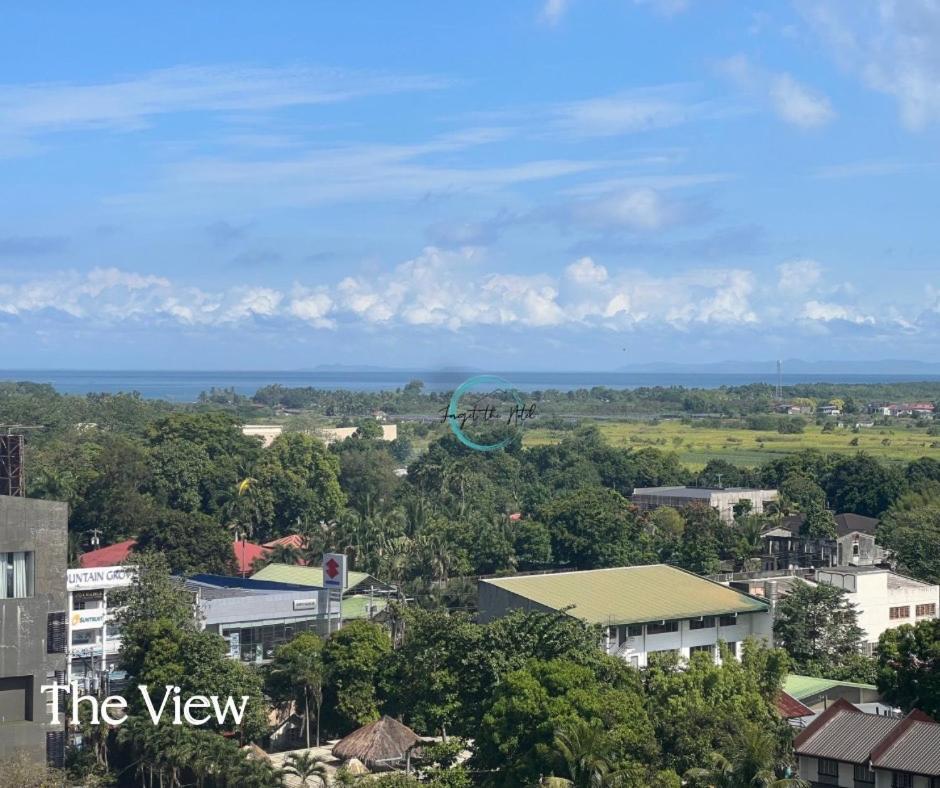 Lovely Studio Condominiums At Mesavirre Garden Residences บาโคลอด ภายนอก รูปภาพ