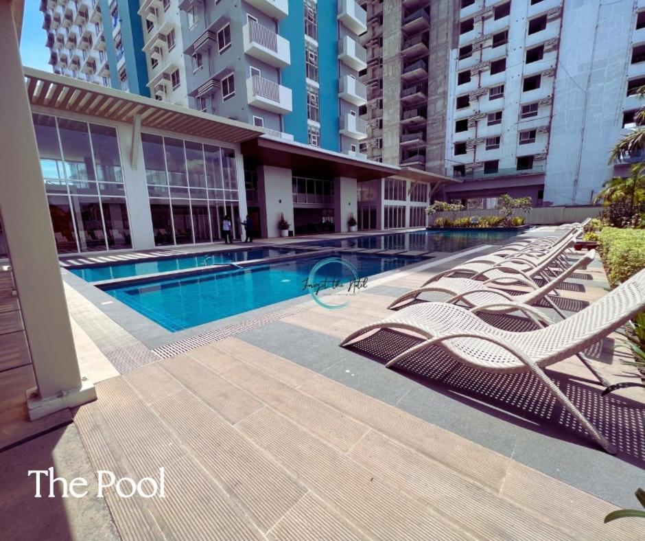 Lovely Studio Condominiums At Mesavirre Garden Residences บาโคลอด ภายนอก รูปภาพ