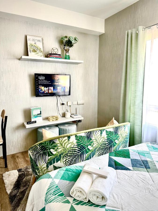 Lovely Studio Condominiums At Mesavirre Garden Residences บาโคลอด ภายนอก รูปภาพ
